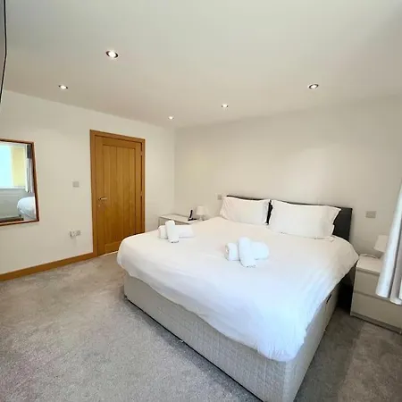Caledonian House - Newquay Holiday home